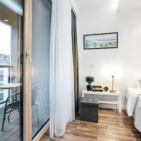 Apartment Cosy White Scandinavian By Houseys Vilnius